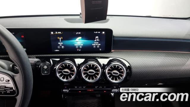 Mercedes-Benz A-класс W177 A220 хэтчбек, 2019 14