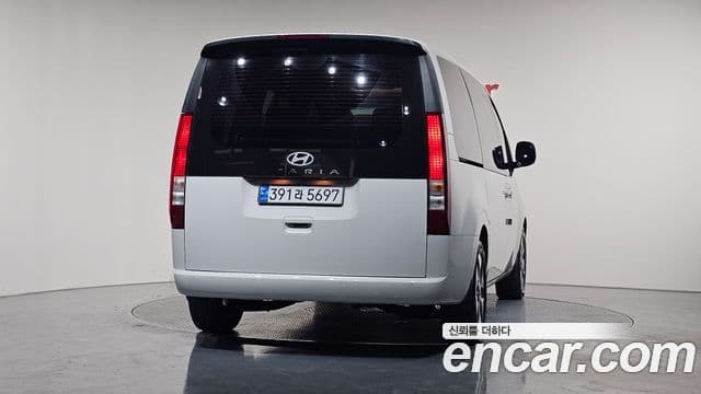 Hyundai Staria Modern, 2025 4