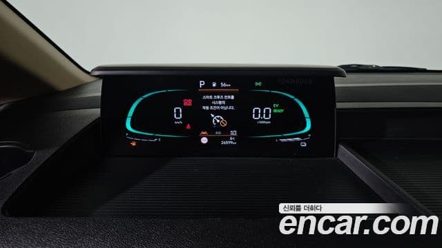 Hyundai Staria Modern, 2025 8