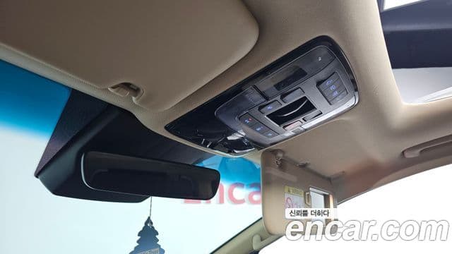 Hyundai Staria Modern, 2025 18