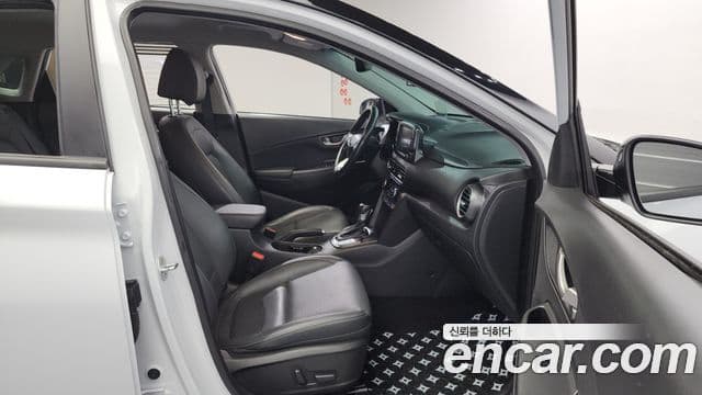 Hyundai Kona Premium, 2018 12