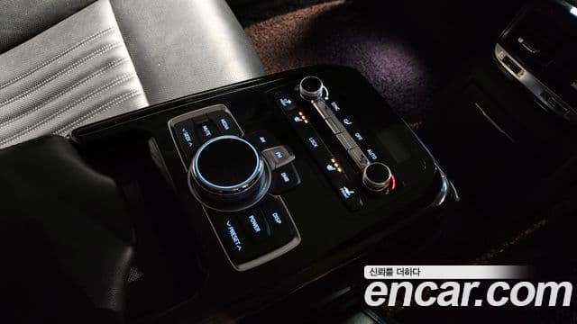 Genesis EQ900 Premium Luxury, 2017 18