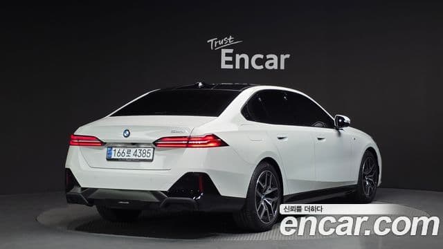 BMW 5시리즈 (G60) 520i M Sport, 2025 2