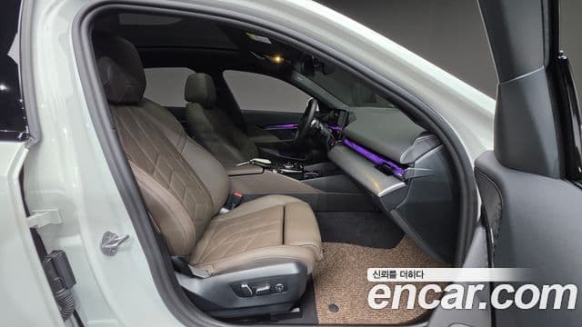 BMW 5시리즈 (G60) 520i M Sport, 2025 10