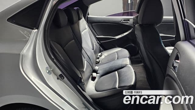 Hyundai Accent(новый кузов / новое поколение) 1.6 GDI top, 2012 12