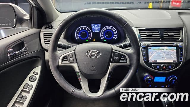 Hyundai Accent(новый кузов / новое поколение) 1.6 GDI top, 2012 14