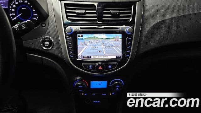 Hyundai Accent(новый кузов / новое поколение) 1.6 GDI top, 2012 15