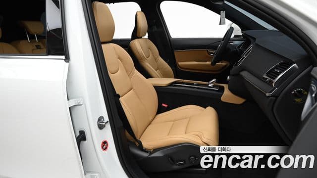 Volvo XC90 2세대 T8 Ultra Bright гибрид, 2024 10