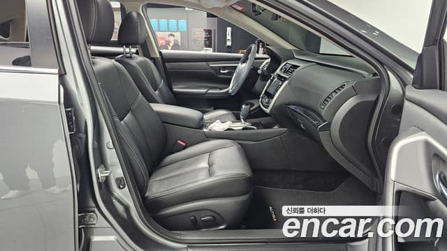 Nissan 알티마 L33, 2018 11