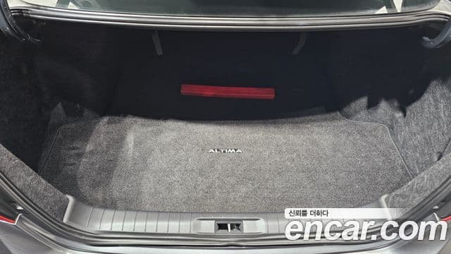 Nissan 알티마 L33, 2018 20