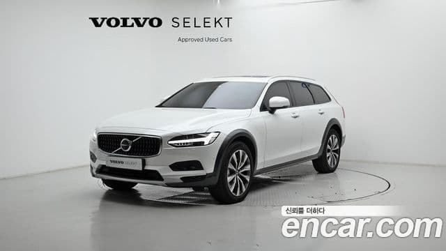 Volvo V90 Cross Country B5 Ultra AWD, 2024 1
