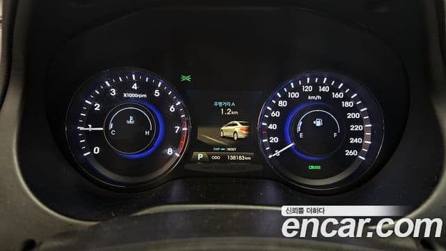 Hyundai Grandeur HG Modern, 2013 8