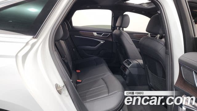 Audi A6 (C8) Premium, 2023 12