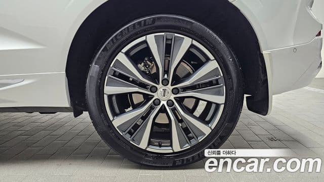 Volvo XC60 2세대 B6 Inscription, 2022 все фото