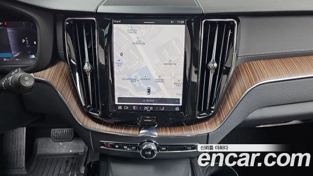Volvo XC60 2세대 B6 Inscription, 2022 14