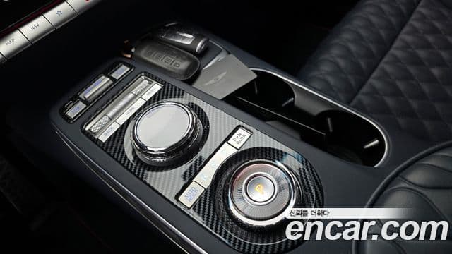 Genesis GV70, 2024 9