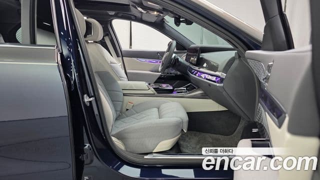 BMW 7시리즈 (G70) 750e xDrive M Sport, 2025 10
