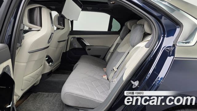 BMW 7시리즈 (G70) 750e xDrive M Sport, 2025 12