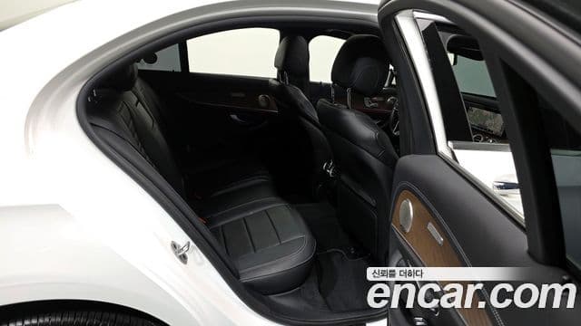 Mercedes-Benz E-класс W213 Exclusive, 2021 12