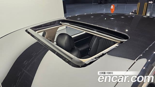 Genesis G90 Luxury, 2019 18