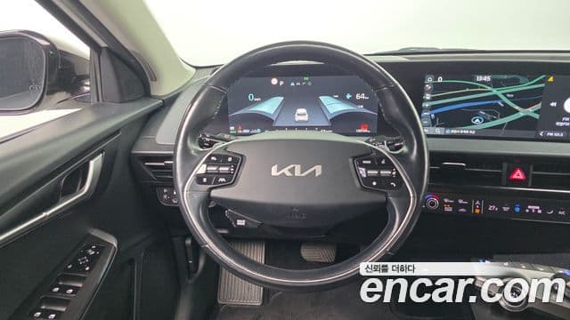 Kia EV6 Air, 2022 13