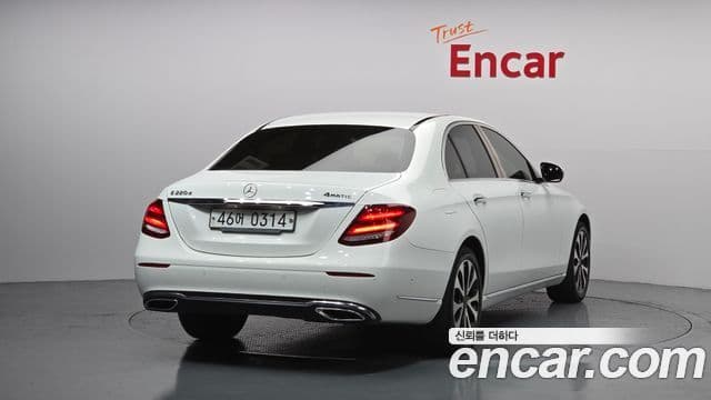 Mercedes-Benz E-класс W213 Exclusive, 2017 2