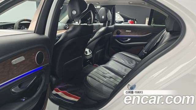 Mercedes-Benz E-класс W213 Exclusive, 2017 12