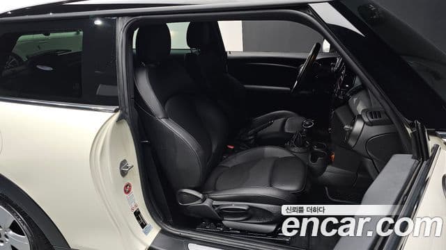 Mini Cooper 3세대, 2014 10