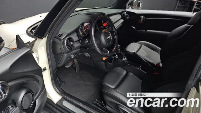 Mini Cooper 3세대, 2014 11