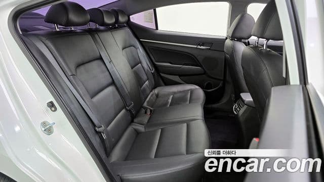 Hyundai Avante AD Special, 2016 12