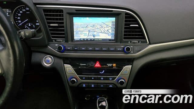 Hyundai Avante AD Special, 2016 15