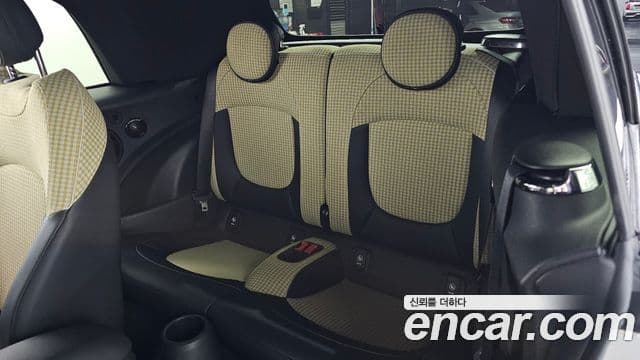 Mini Cooper S кабриолет 3세대, 2024 12