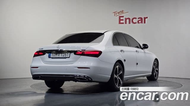 Mercedes-Benz E-класс W213 Avantgarde, 2021 2