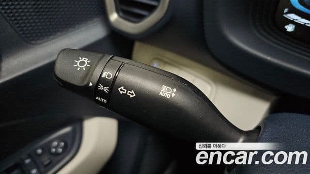 Hyundai Venue Premium, 2024 18