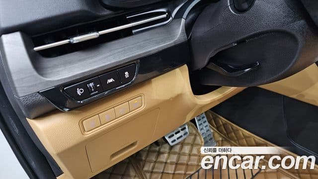 Kia Carnival 4세대 Signature, 2023 11