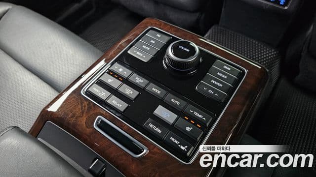 Hyundai Equus(новый кузов / новое поколение) Modern, 2013 19