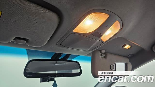 Hyundai Sonata гибрид Royal, 2012 18