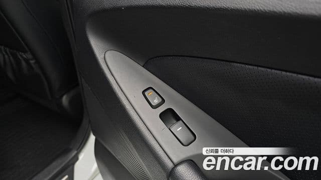 Hyundai Sonata гибрид Royal, 2012 19