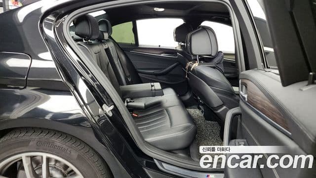 BMW 5시리즈 (G30) 520d M Sport Plus, 2017 12