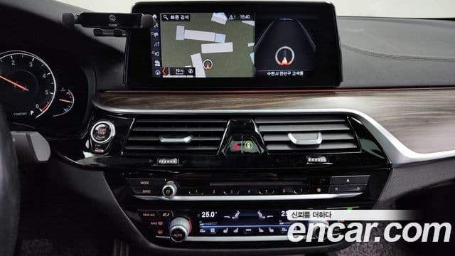 BMW 5시리즈 (G30) 520d M Sport Plus, 2017 14