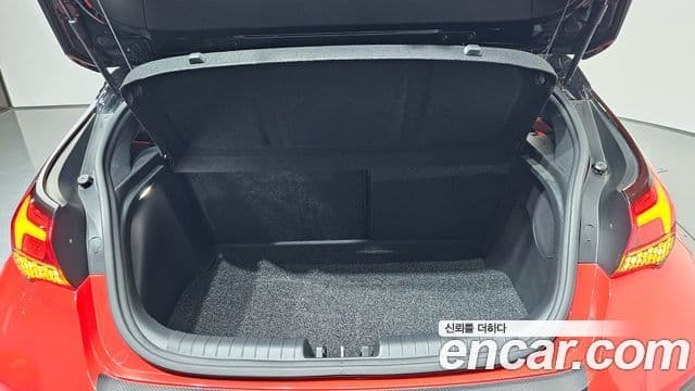 Hyundai Veloster (JS) Core, 2020 20