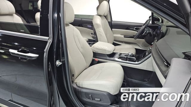 Kia Carnival 4세대 Signature, 2023 10