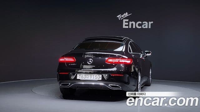 Mercedes-Benz E-класс W213 E220d купе, 2020 4