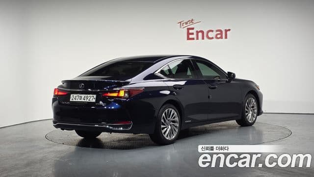 Lexus ES300h 7세대 Executive, 2021 2