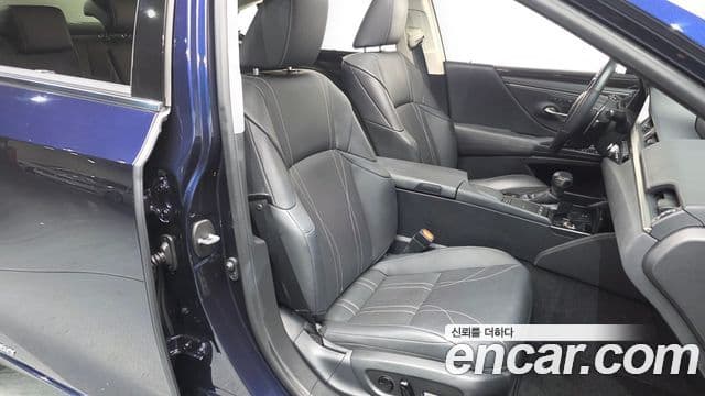 Lexus ES300h 7세대 Executive, 2021 10