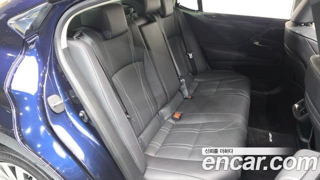 Lexus ES300h 7세대 Executive, 2021 12