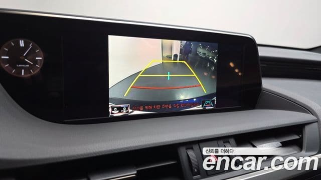 Lexus ES300h 7세대 Executive, 2021 15