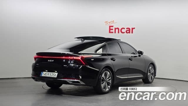 Kia K8 гибрид Signature, 2022 2