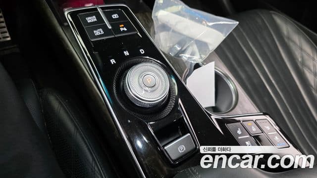 Kia K8 гибрид Signature, 2022 9