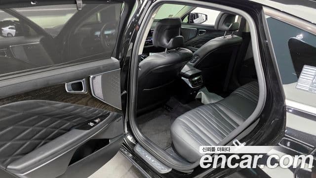 Kia K8 гибрид Signature, 2022 11